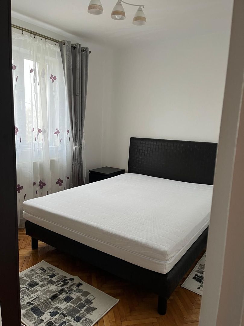 Apartament cu 3 camere mobilat,cartier Astra-Neptun - Poză 1