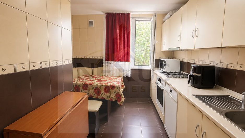 Apartament 3 camere | Renovează-l după propriul stil! - Poză 6