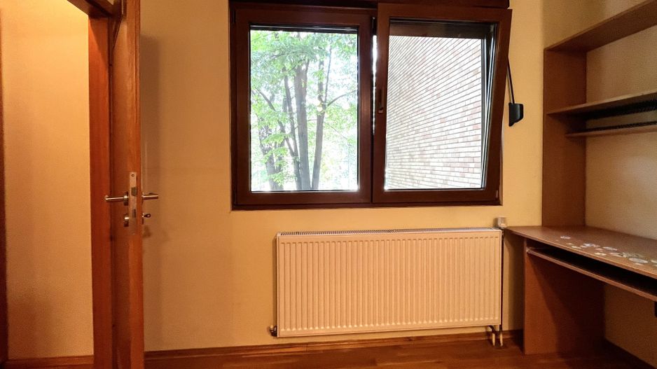 Apartament 4 camere + garaj | Etaj 1 | Zona Centrală – Medicină - Poză 11