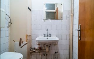 1 Mai nr. 29, 3 camere, 4/10, bloc stradal, c-tie 1980, bucatarie mare, 2 bai - Poză 9