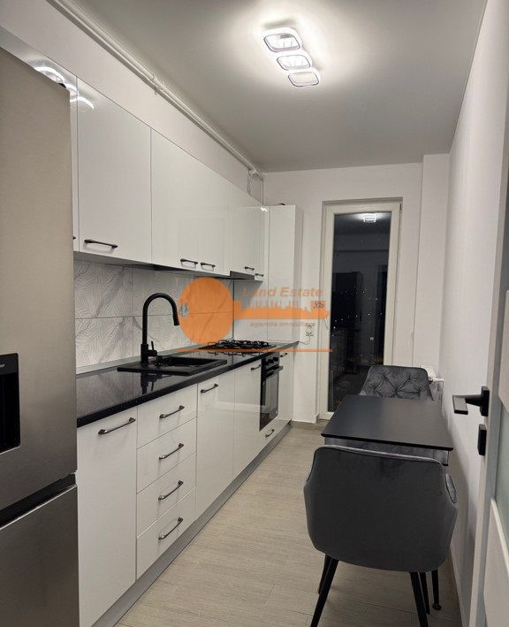 2 camere de vanzare - Titan - Poză 6