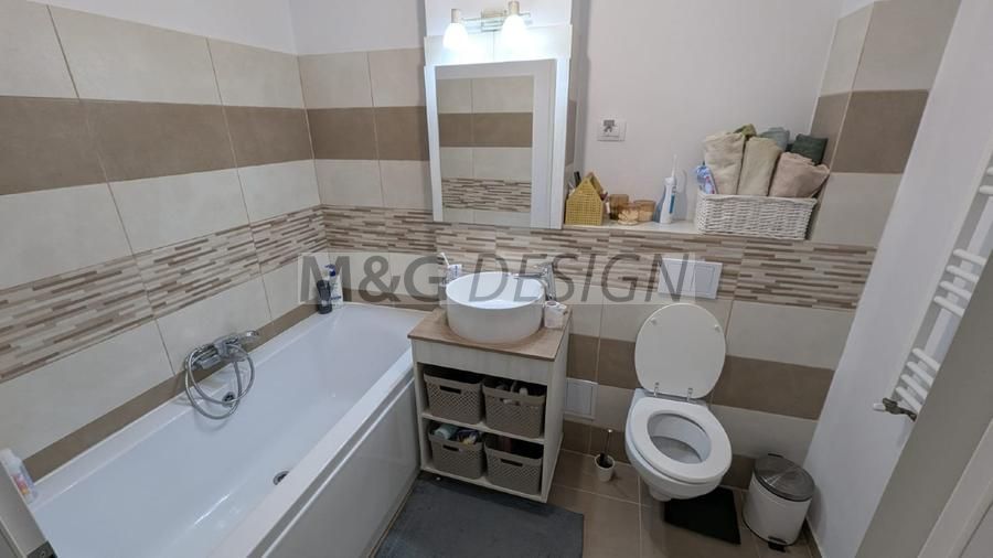 3 camere decomandat etaj 1 zona Dambovita - Poză 14