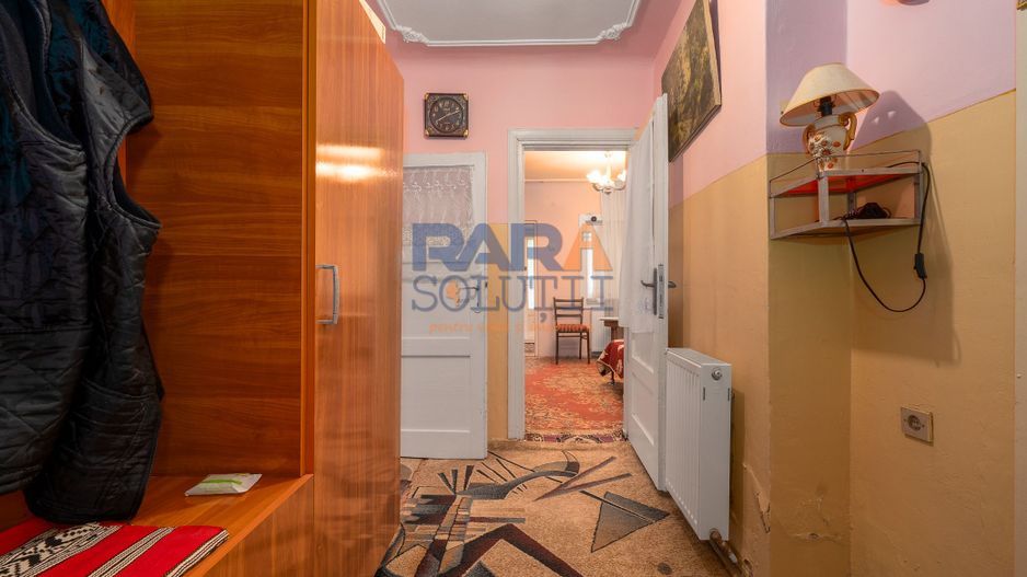 Casă în Roman, din cărămidă - Poză 7
