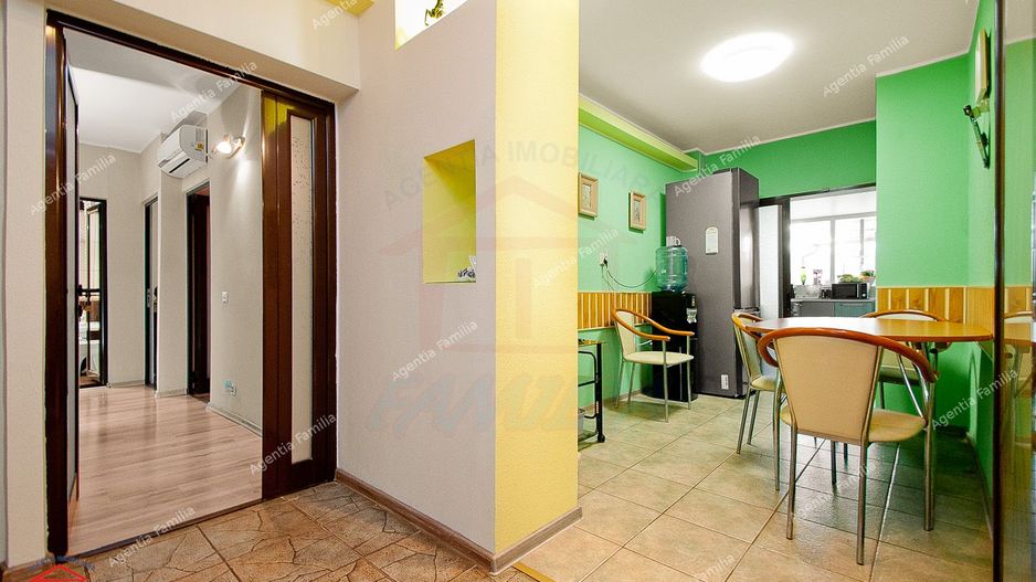 Vanzare apartament cu 3 camere Str. Domneasca, 104 mp, etaj 1. - Poză 12