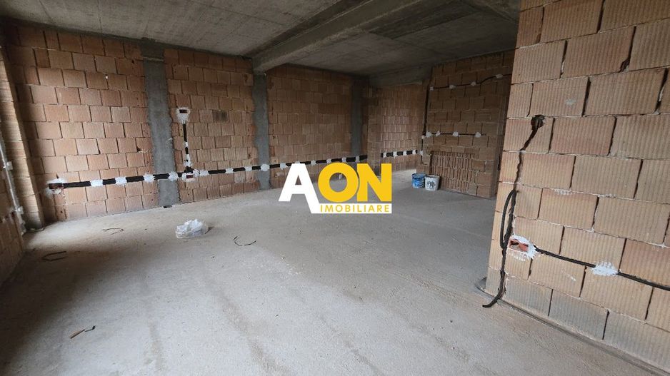 1/2 Duplex Zona Dealul Furcilor 4 Camere, 300mp Teren, 60mp Subsol - Poză 7