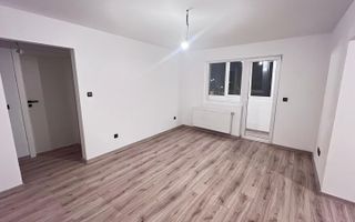 Apartament cu 3 camere de vanzare | Cartierul Manastur | Semidecomandat | - Poză 2