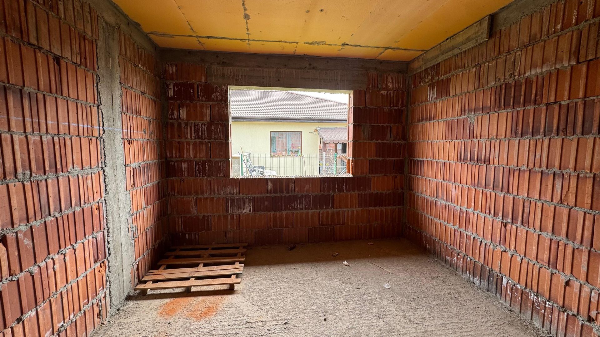 COMISION 0 | Duplex pe parter | 3 camere | 90 mp utili | La cheie{} Șag - Poză 5