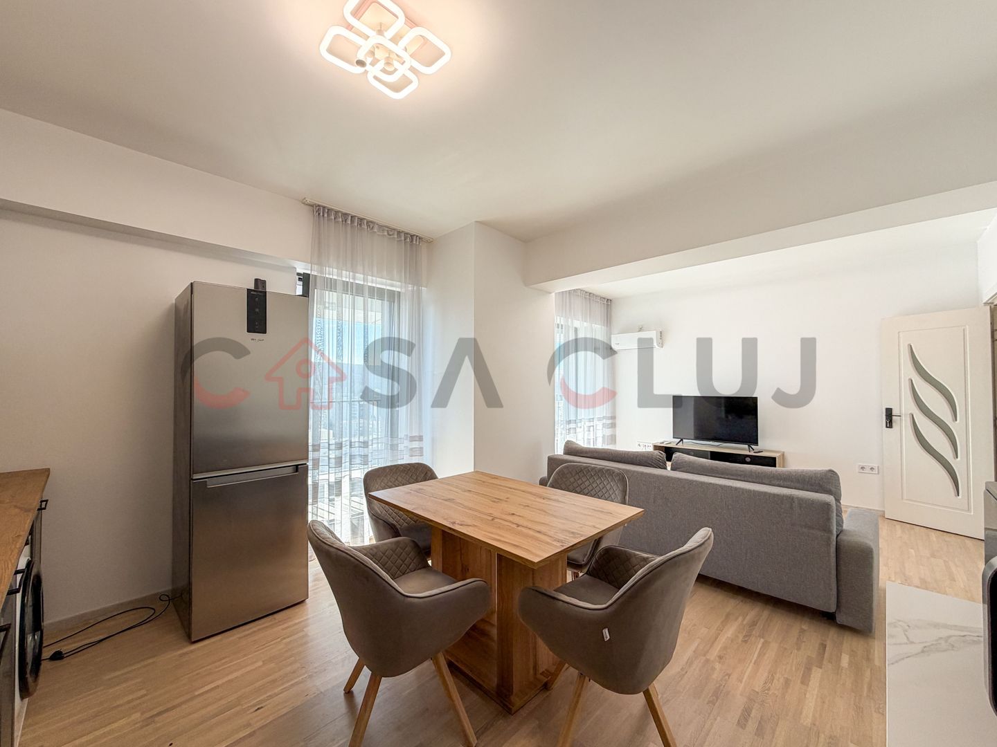 2 camere, vedere panoramica, etaj superior! - Poză 2