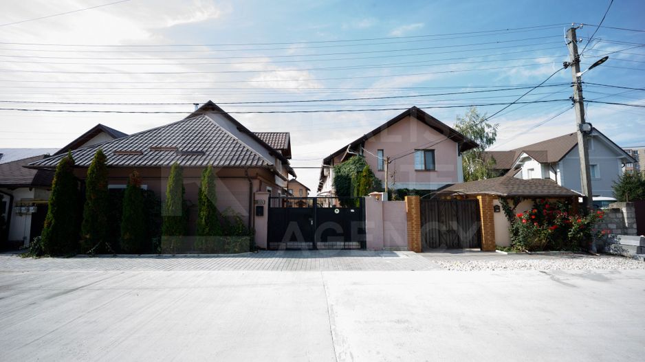 Vânzare, Townhouse- 100 mp, str. Florilor, Bubueci - Poză 1