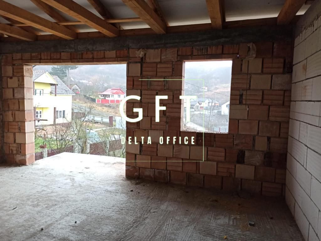 Casa la rosu 212 mp-terasa 25 mp-balcon 11 mp-teren 1034 mp-Teaca - Poză 3