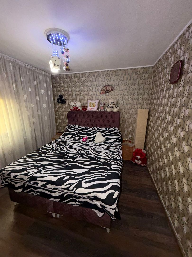 Apartament 4 camere de vanzare Crangasi - Poză 15