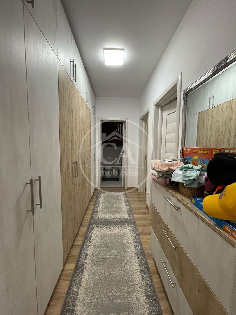 Apartament de vanzare cu 3 camere în zona Calea Aradului, Oradea - Poză 12