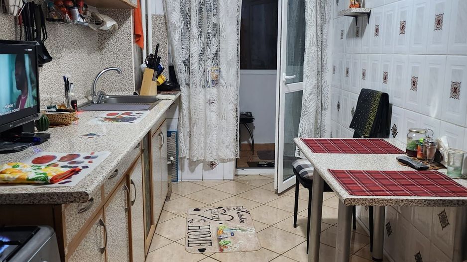 Vanzare Apartament 3 Camere Stradal Bd. Unirii - Poză 2