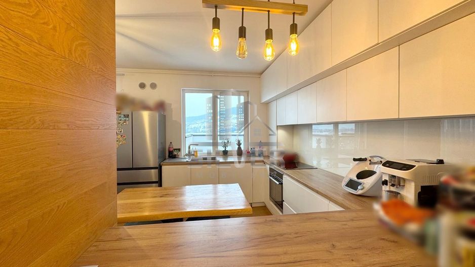 Apartament 3 camere/76mp/Terasa 73mp/garaj. - Poză 8