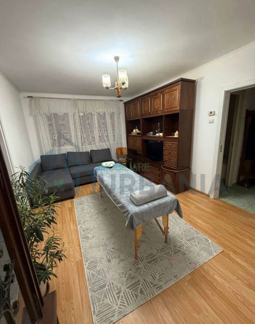 Apartament 3 camere Podu Ros - Poză 1