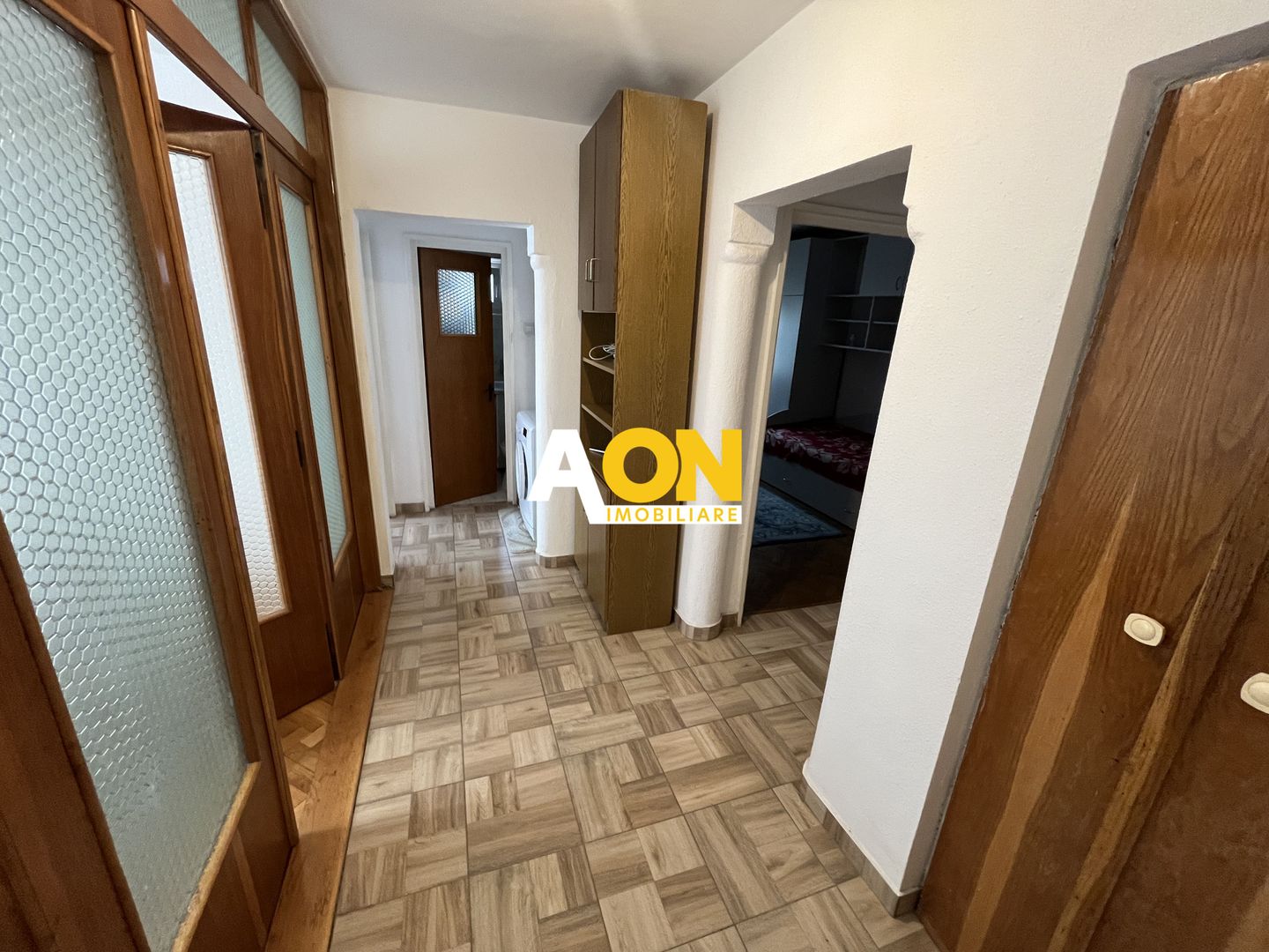 Apartament cu 4 Camere, Etaj 2, Loc De Parcare, Cetate - Poză 6