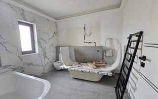 Casa noua amenajata, gata de mutare - Poză 10