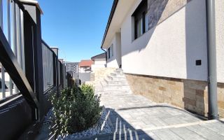 Casa noua Sibiu, Selimbar - 4 camere, garaj, curte mare - Poză 11