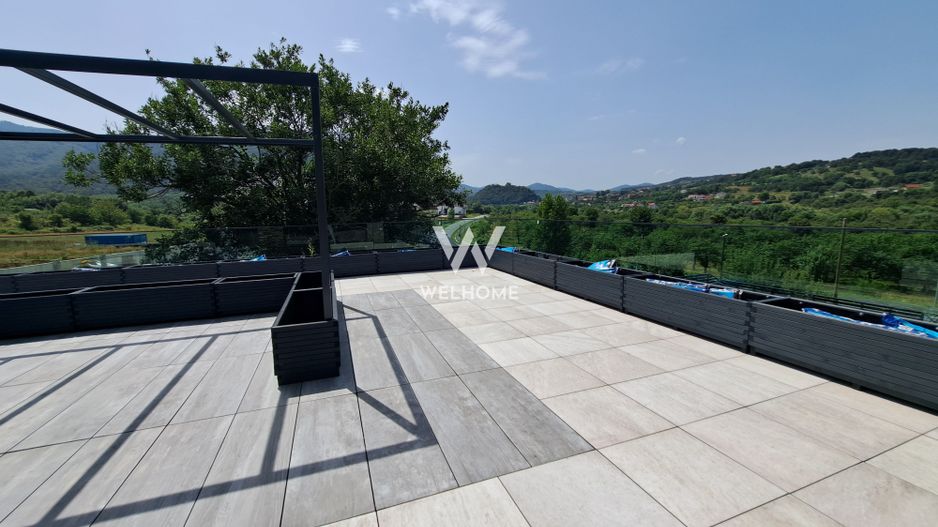Vilă modernă premium cu piscină interioară, teren 1200 mp și panoramă - Poză 6