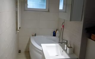 Spitalul Judetean | 3 Camere | Renovat-Mobilat-Utilat | Gradina - Poză 5