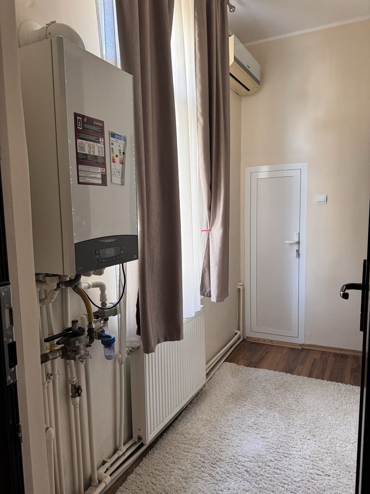 Casa de inchiriat – zona ultracentrala - Poză 2