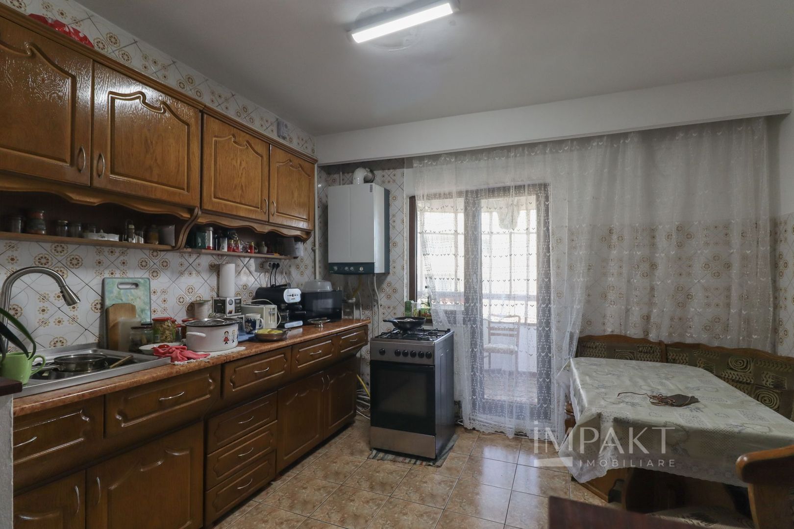 Apartament 2 camere decomandat, 52 m2 , str Teodor Mihali - Poză 2