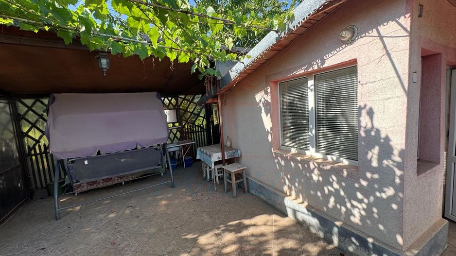 85.000 Euro- casa +magazin+garaj in com Smardan, sat Cismele, - Poză 9