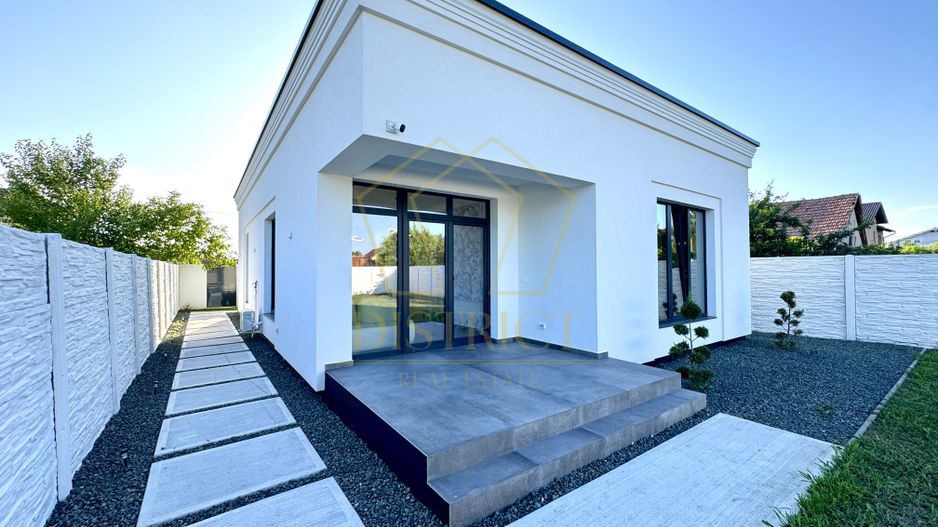 Casa individuala superba cu 4 camere, garaj | Sacalaz - Poză 2