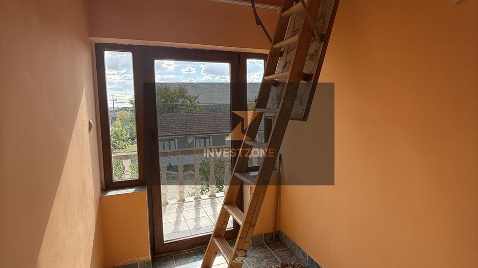 Casă cu teren central în Miersig 20 km de Oradea - Poză 19