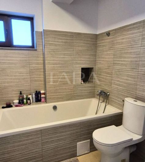 Apartament spațios în Bună Ziua, 3 camere, cu 2 balcoane. - Poză 13