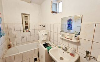 Casa cu 4 camere, 2024 mp teren, la asfalt, cu utilitati, Vintu de Jos - Poză 8