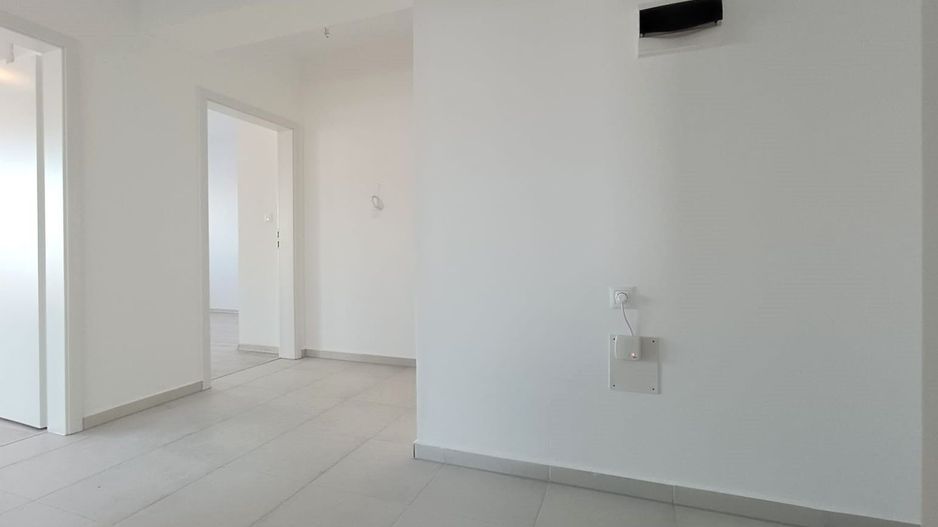 Oferim spre vanzare apartament 2 camere modern cu pereti retractabili - Poză 12