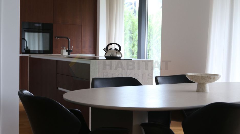 Eleganță pură într-un ansamblu exclusivist – Vilă complet mobilată AMBER GARDEN - Poză 8