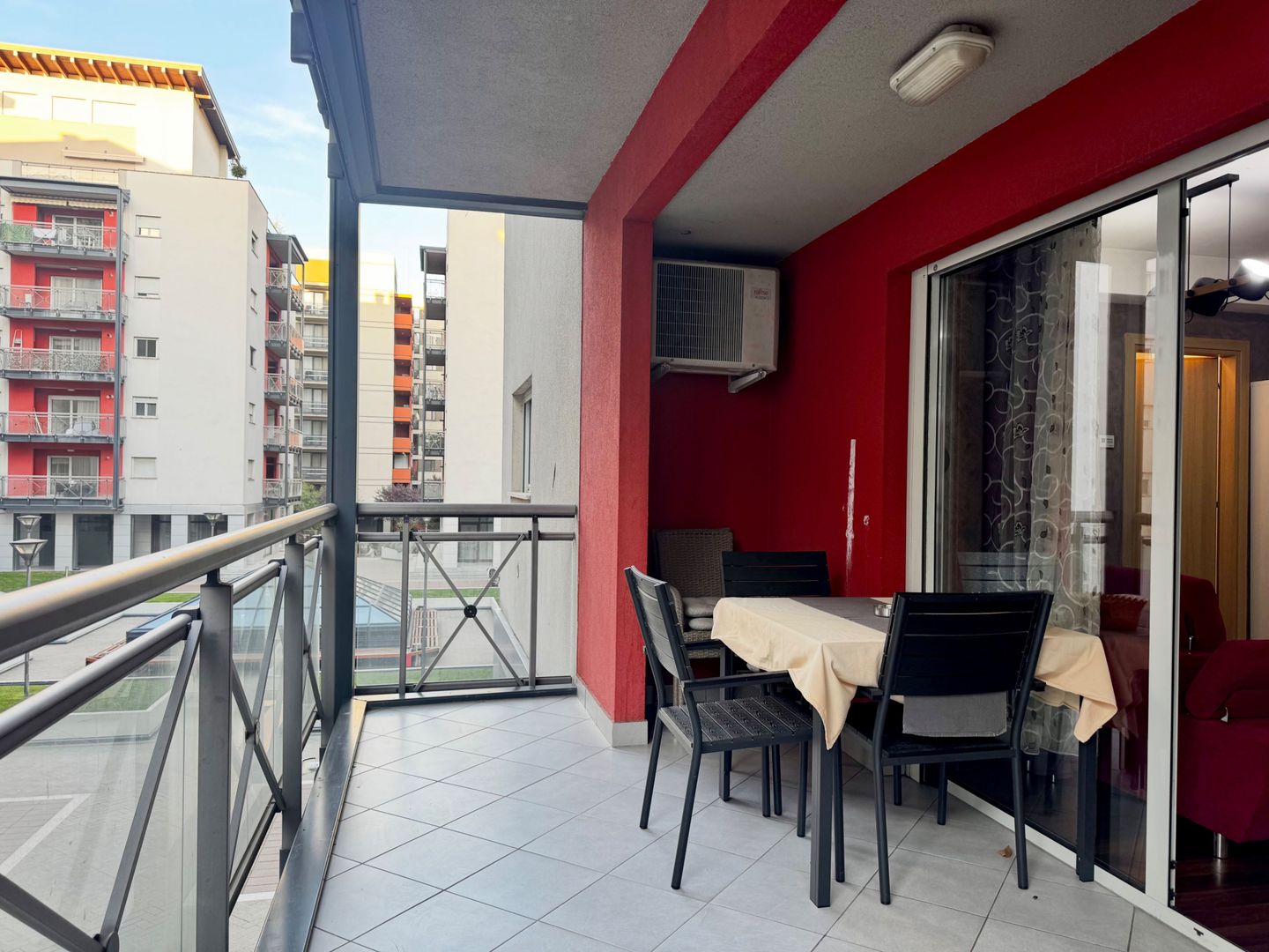 Apartament 2 camere,  spatios, cu parcare subterana, Torontalului RING - Poză 4