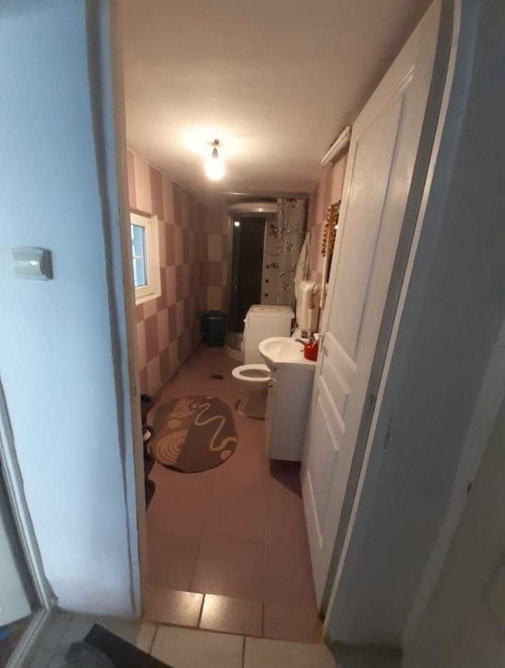 Casa la curte, intre statia de metrou Dristor si parcul IOR, negociabil - Poză 4