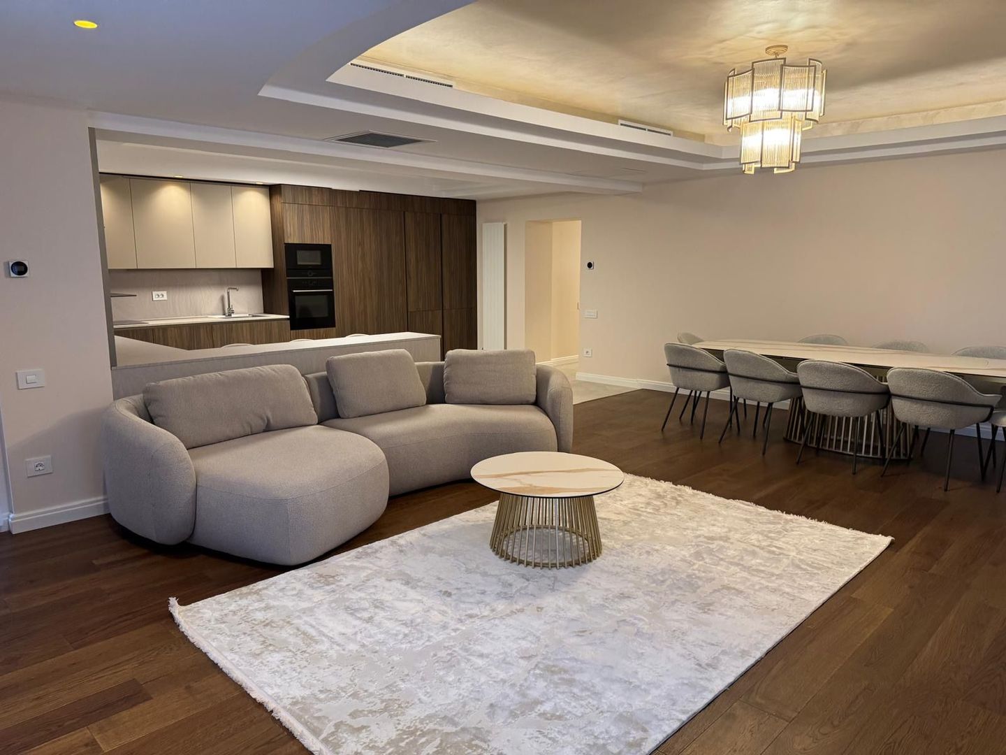 Apartament de 3 Camere de Inchiriat | Șoseaua Nordului - Poză 3