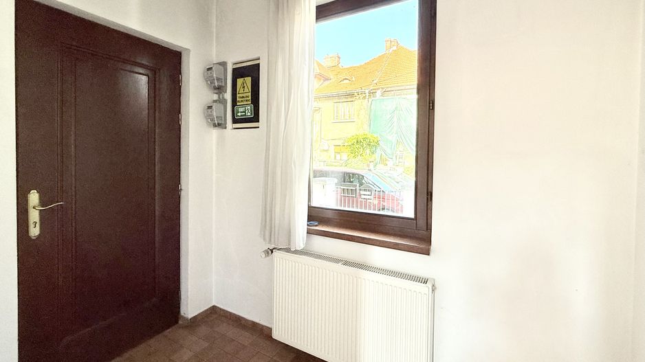 Vilă superbă | Cotroceni | 8 camere terasă și grădină - Poză 25