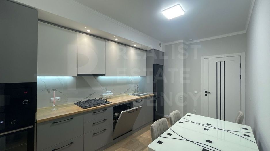 Chirie, apartament, 2 camere, str. Calea Ieșilor, Buiucani - Poză 1