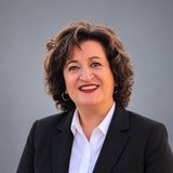 Simona Pănoiu - Tower Imob