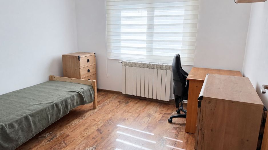Apartament renovat cu 3 camere și 2 băi, 63 mp – zona Dâmbovița - Poză 2