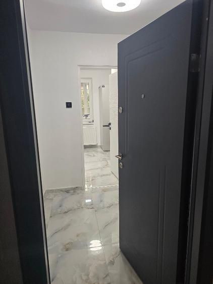 Șagului-Turist | 3 camere | Decomandat | Renovat complet | Boxă | 2 bai - Poză 4