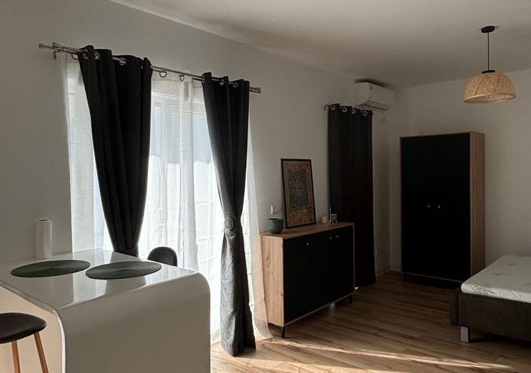 Apartament cu o camera - Poză 2