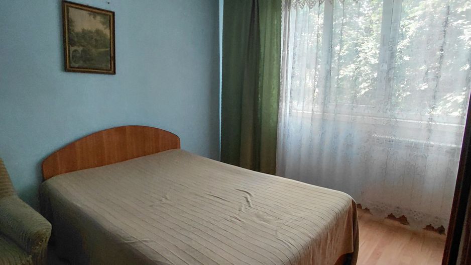 Apartament cu 2 camere Tiglina 1,et.2,strada Saturn zona pietei - Poză 1