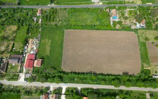 Teren Intravilan de 3,090 mp în Cuvin - Poză 8