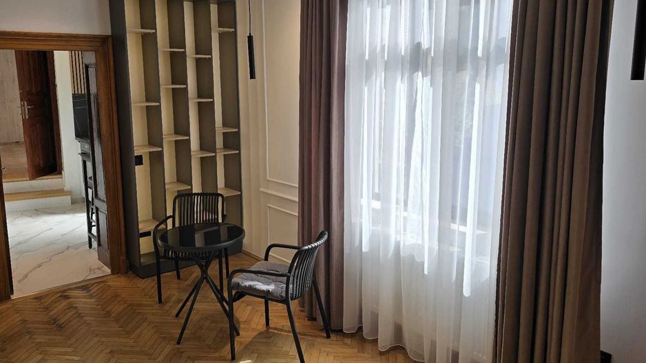 Inchiriez 2 camere, zona Vasile Lascar - Dacia - Poză 2