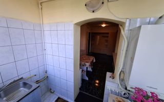 Aradului, 2 camere decomandate, et 3, centrala proprie - Poză 8