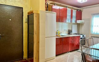Proprietar vand apartament cu 3 camere, centrala+ baxa, zona Girocului - Poză 4