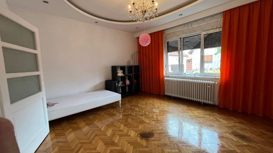Casă individuală de închiriat – 4 camere, curte și terasă – Terezian - Poză 5