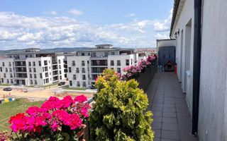 Penthouse mobilat si utilat, Turnisor- Terasa 52mp- vedere panoramica - Poză 8