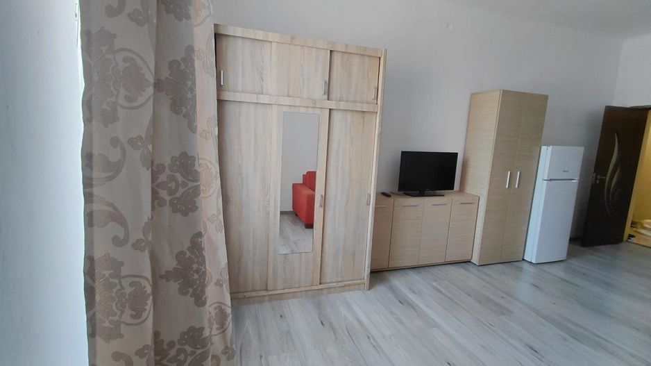 BRASADAS vinde garsoniera la etajul 1 in zona CENTRALA. - Poză 2
